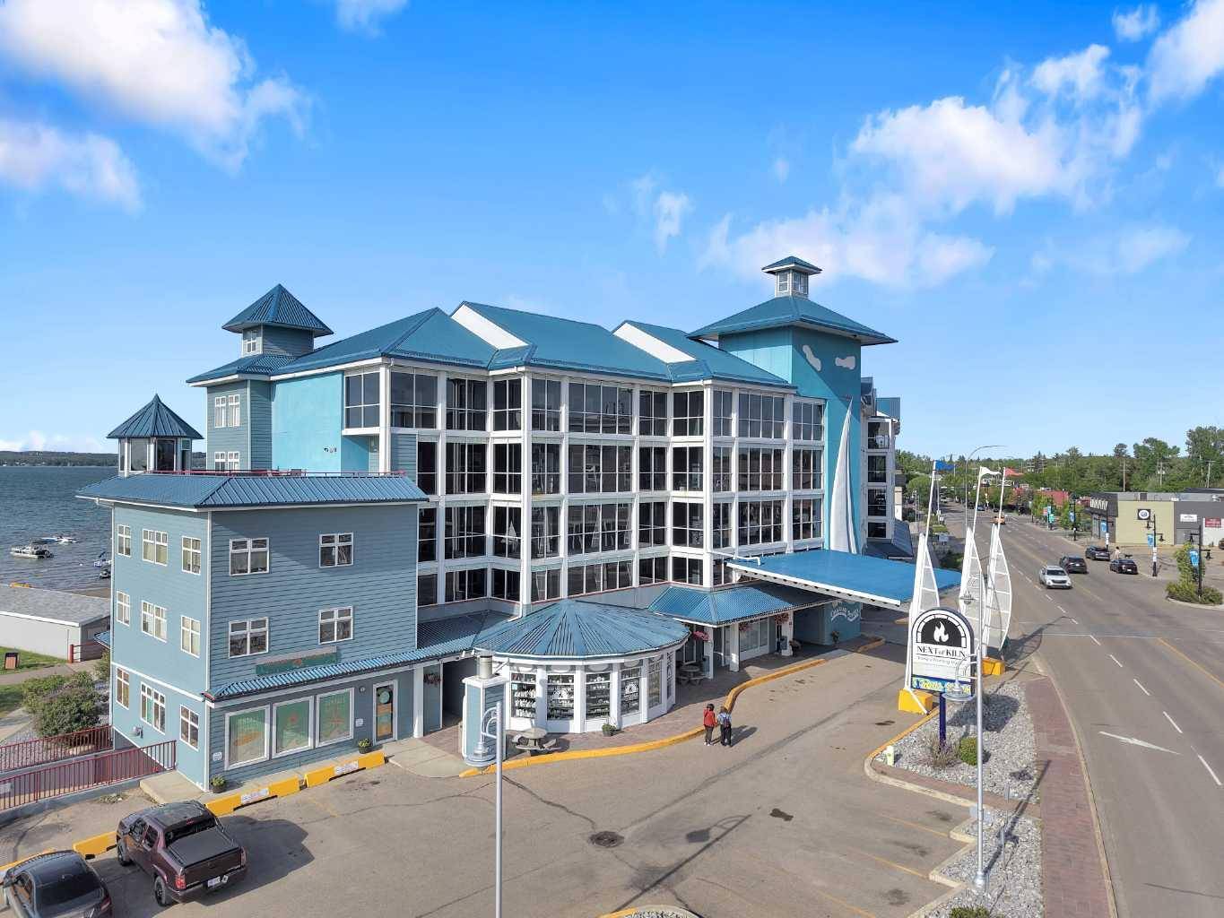 5100 Lakeshore DR #402, Sylvan Lake, AB T4S 2L7
