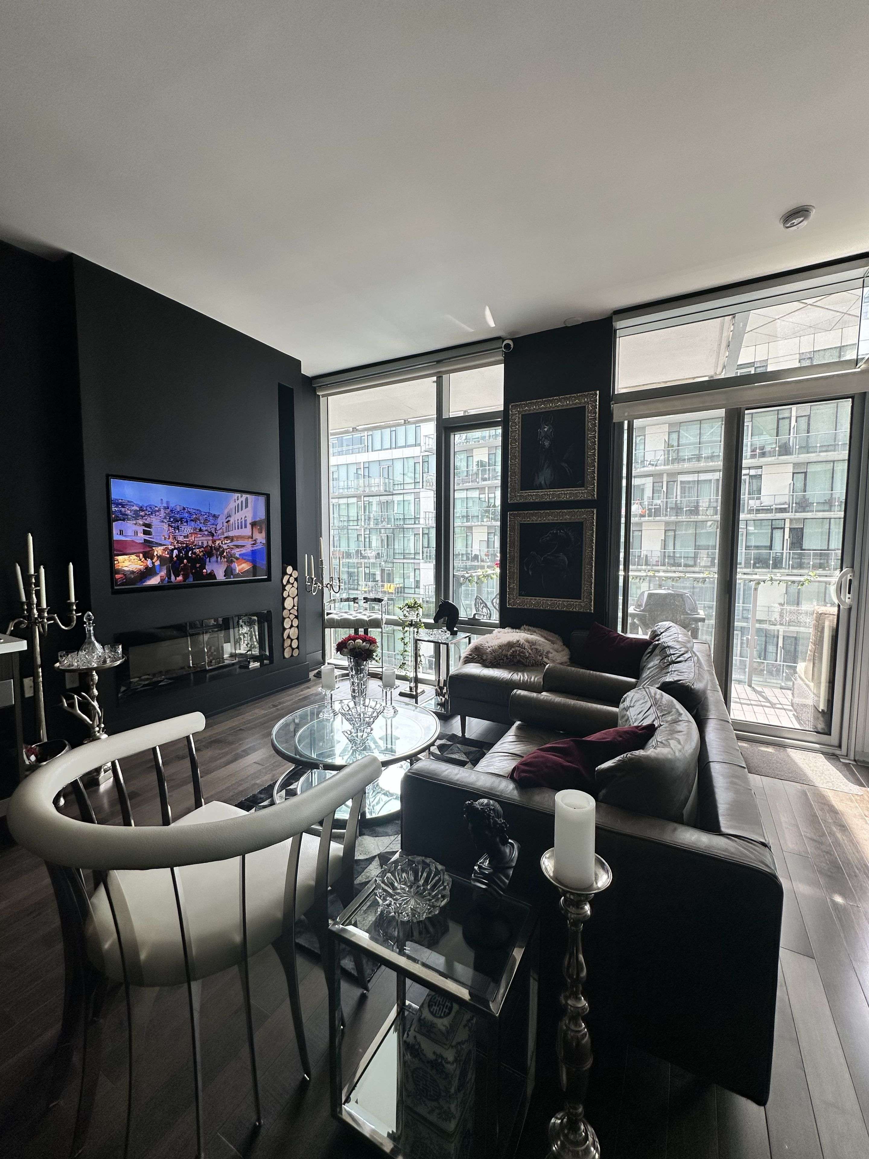 Toronto C08, ON M5E 0A5,39 Queens Quay E #830