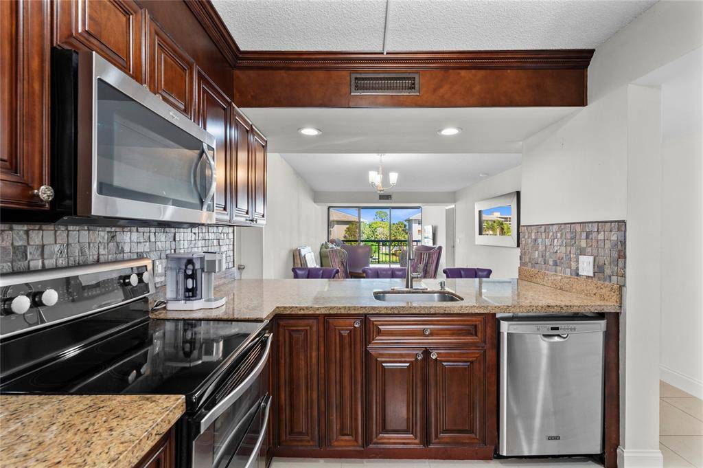 6217 Balboa Cir #304, Boca Raton, FL 33433