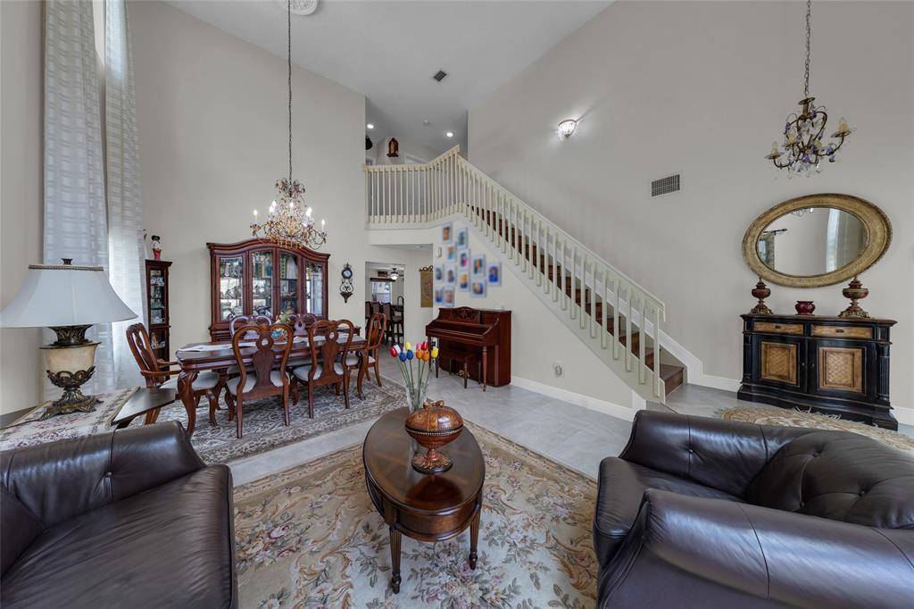 Weston, FL 33326,84 Gables Blvd