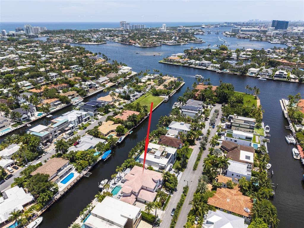 438 Coconut Isle Dr, Fort Lauderdale, FL 33301