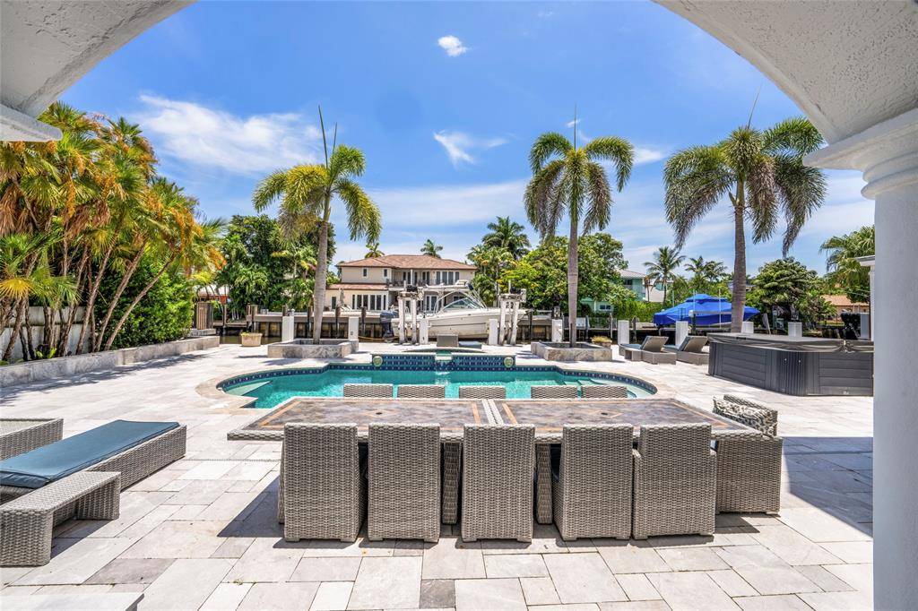 Fort Lauderdale, FL 33301,438 Coconut Isle Dr