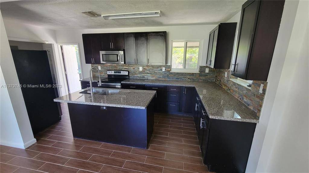 Hollywood, FL 33024,510 N 69th Ave #510
