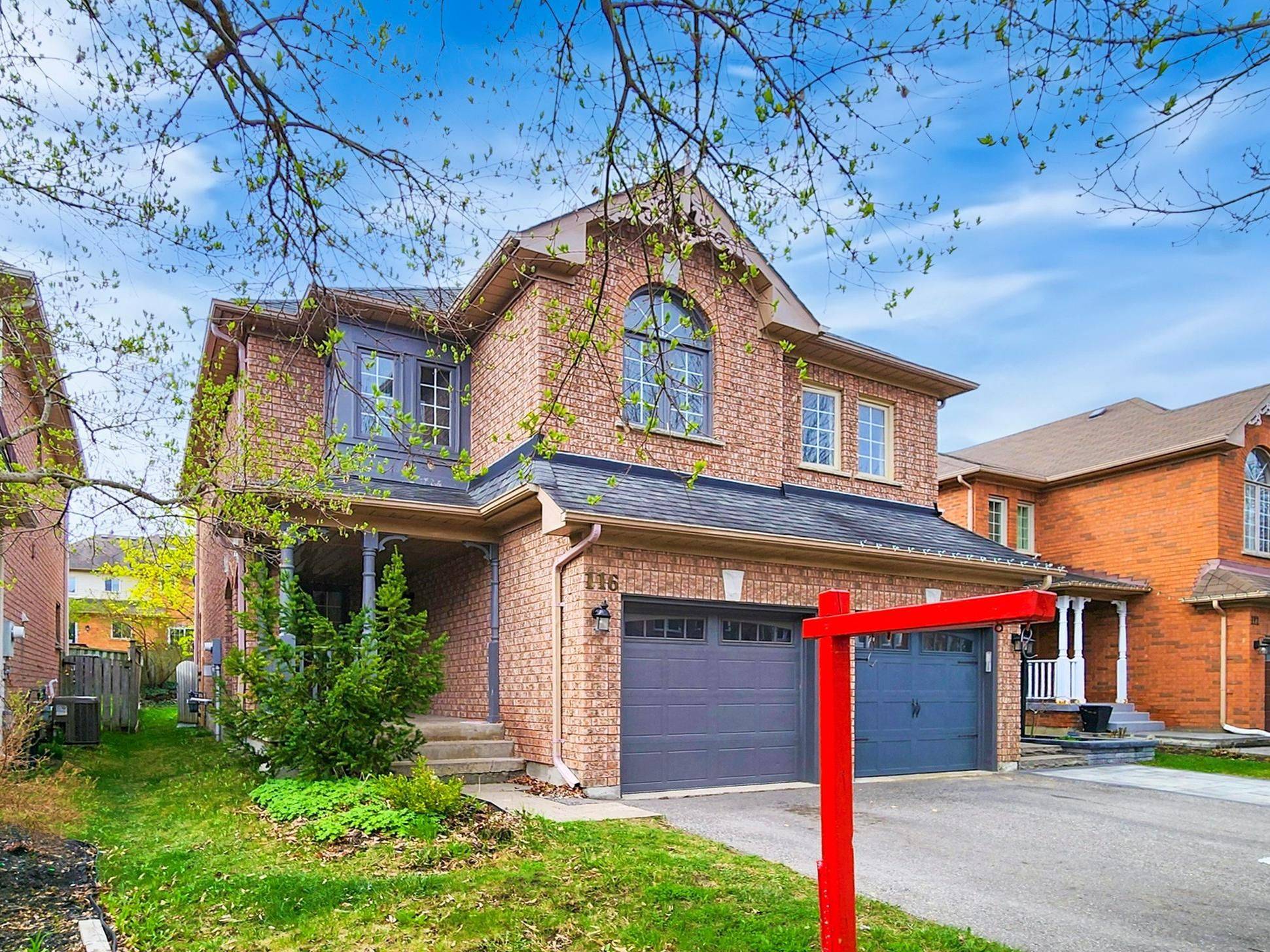 Aurora, ON L4G 7H3,116 Woodroof CRES