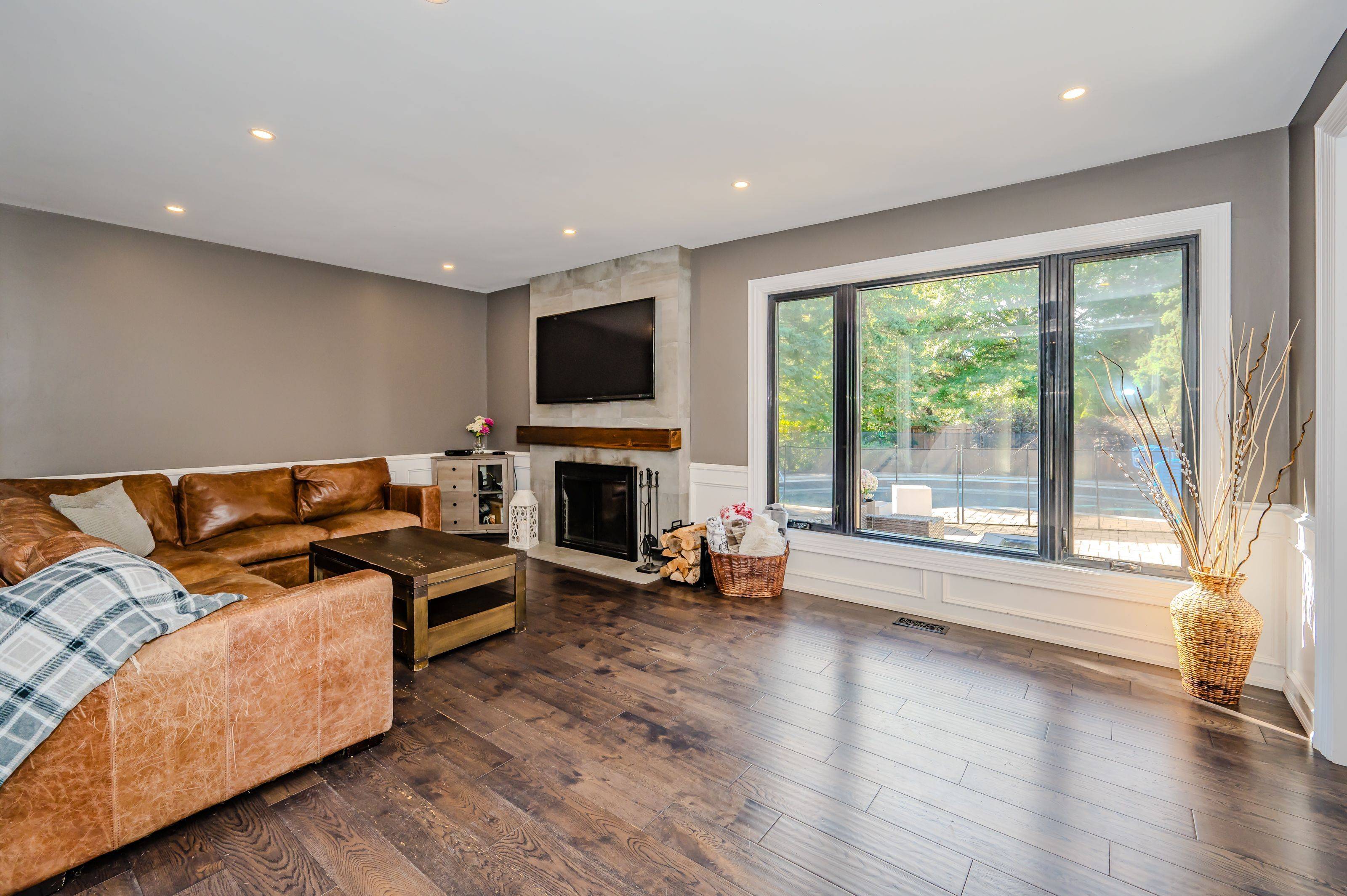 Oakville, ON L6M 2M9,1340 Greeneagle DR