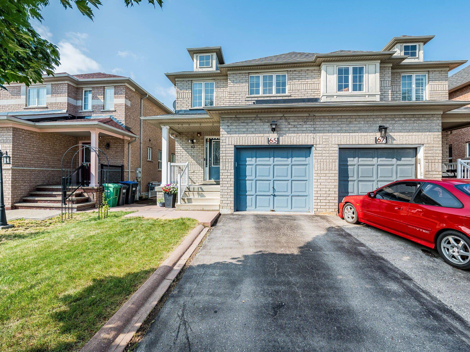 Brampton, ON L6P 1N5,65 Eastview Gate