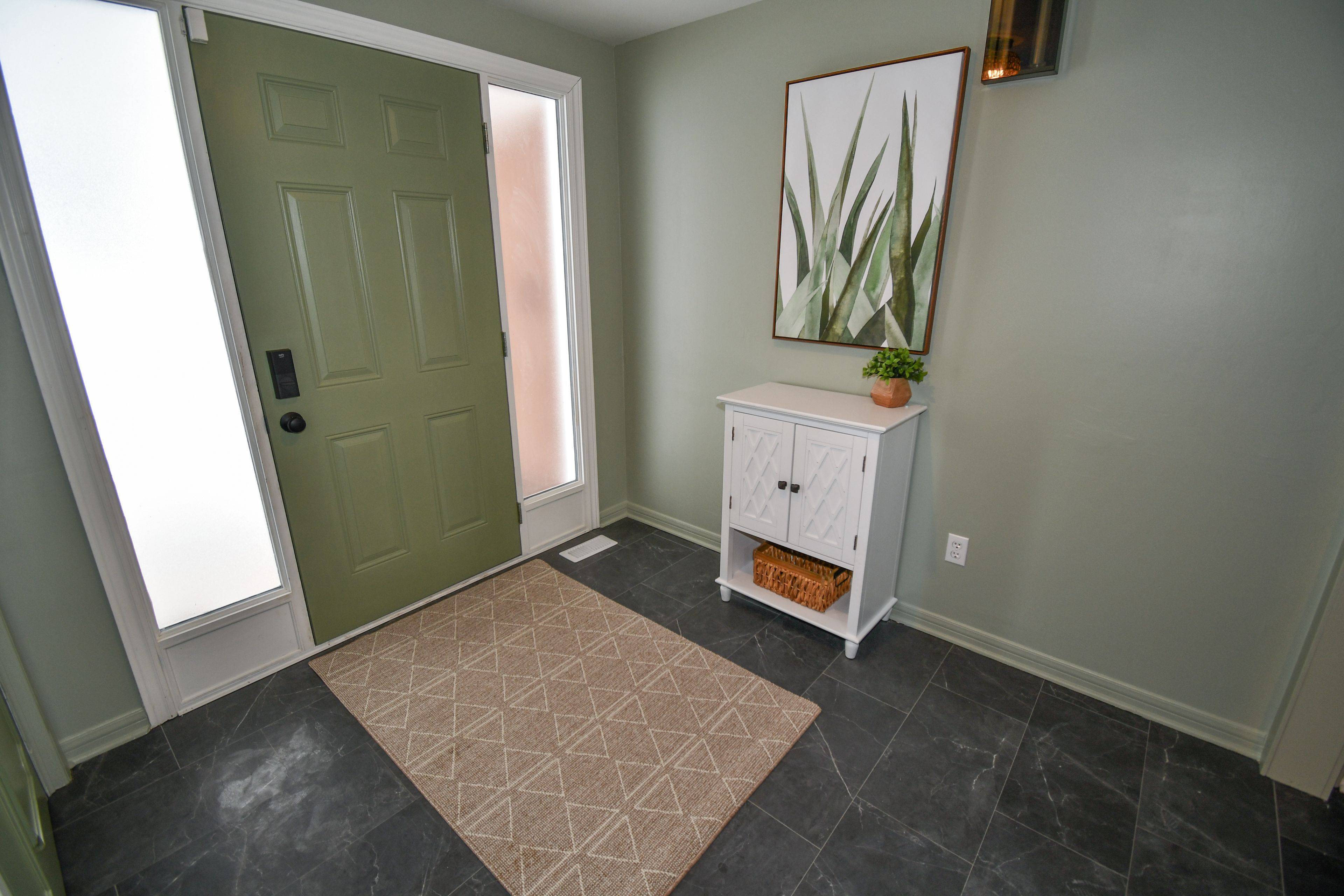 London North, ON N5X 1A8,10 MILFORD CRES