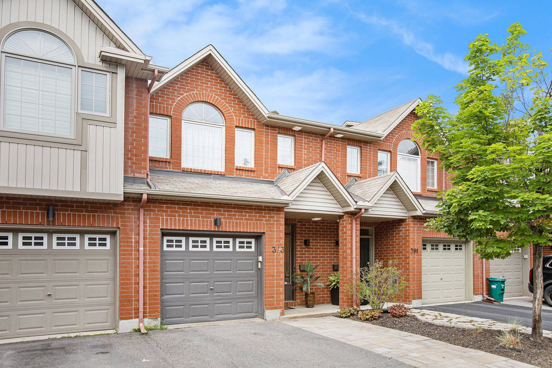 Vanier And Kingsview Park, ON K1L 0A2,393 Meilleur Private