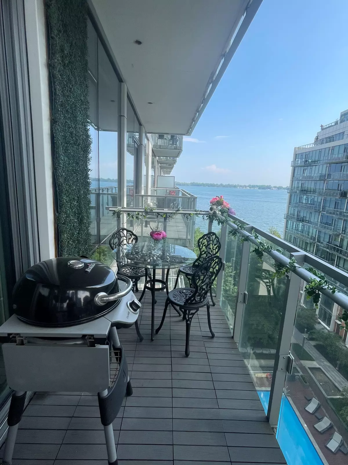 Toronto C08, ON M5E 0A5,39 Queens Quay E #830