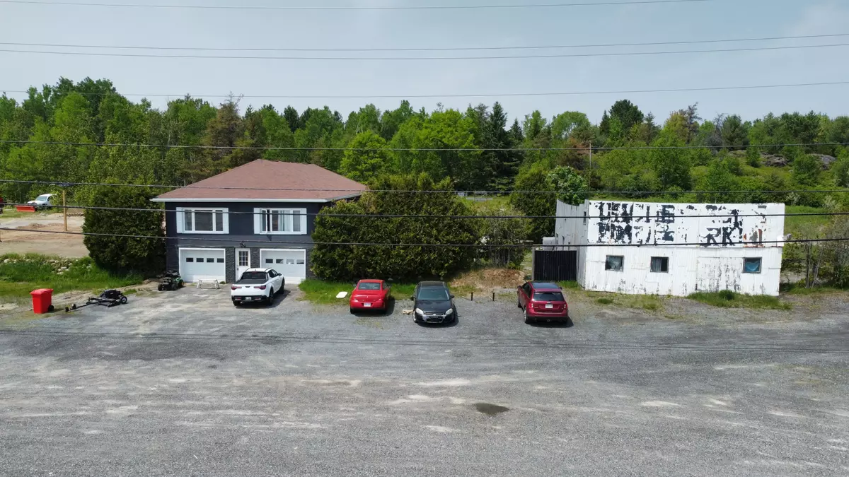 Markstay-warren, ON P0M 3C0,2081 Highway 17 N/A E