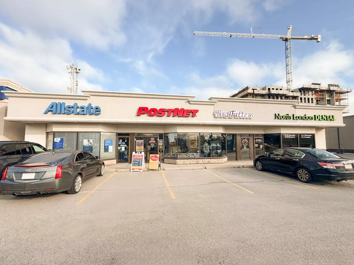 London North, ON N6G 5B4,665 Fanshawe Park RD W #Unit 2