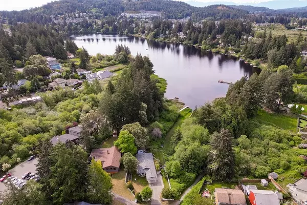 Langford, BC V9B 4K6,3037 Shoreview Dr
