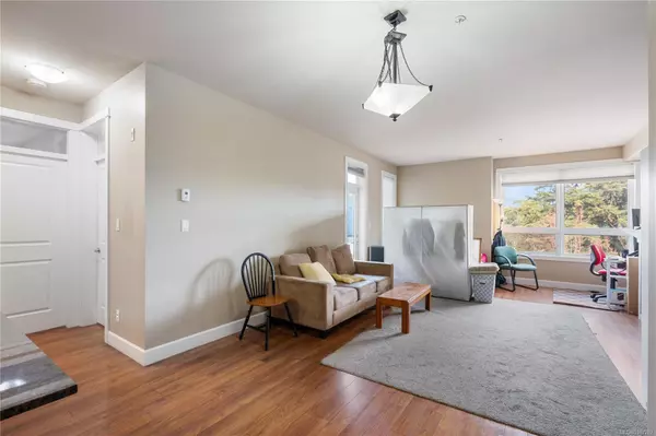 Langford, BC V9B 0J5,3220 Jacklin Rd #209