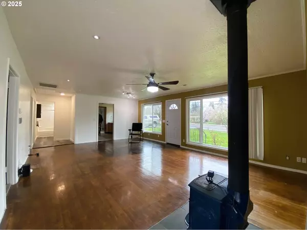 Portland, OR 97216,11533 SE MARKET ST