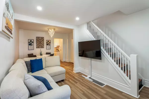 Oshawa, ON L1H 2P2,162 Olive AVE