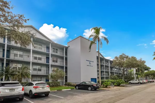Pembroke Pines, FL 33027,12600 SW 5th Ct #414-L