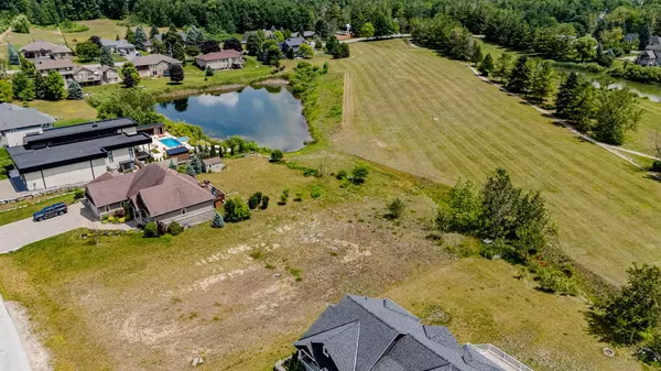 Wasaga Beach, ON L9Z 1J5,8 Deanna DR