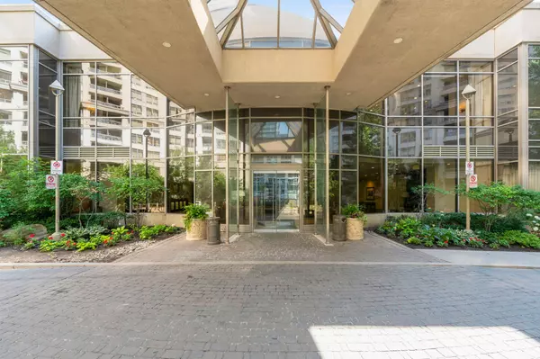 Mississauga, ON L5B 4M7,3880 Duke Of York BLVD S #1911