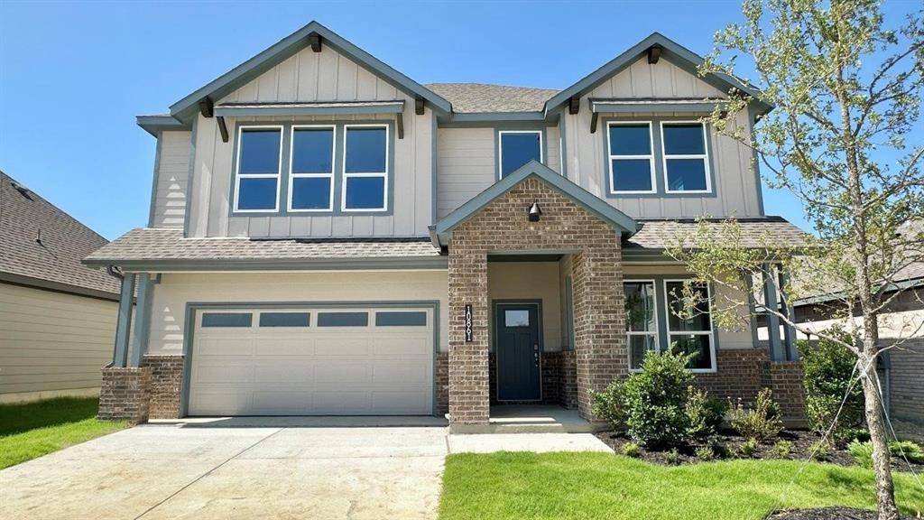 10861 BLACK ONYX Drive, Fort Worth, TX 76036