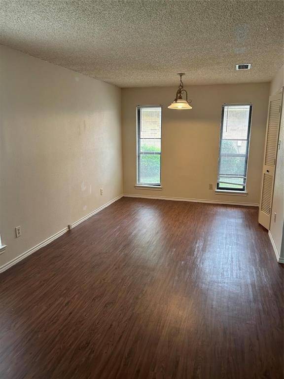 Garland, TX 75043,5513 Hidalgo Court