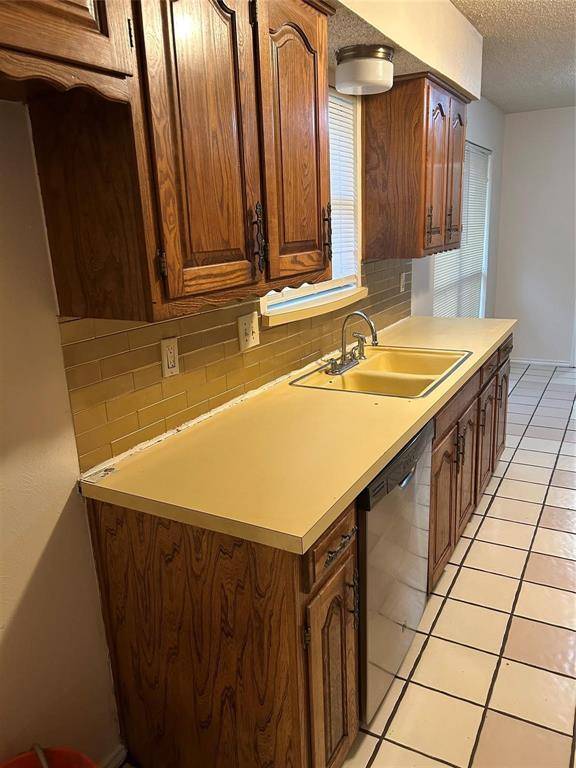 Garland, TX 75043,5513 Hidalgo Court