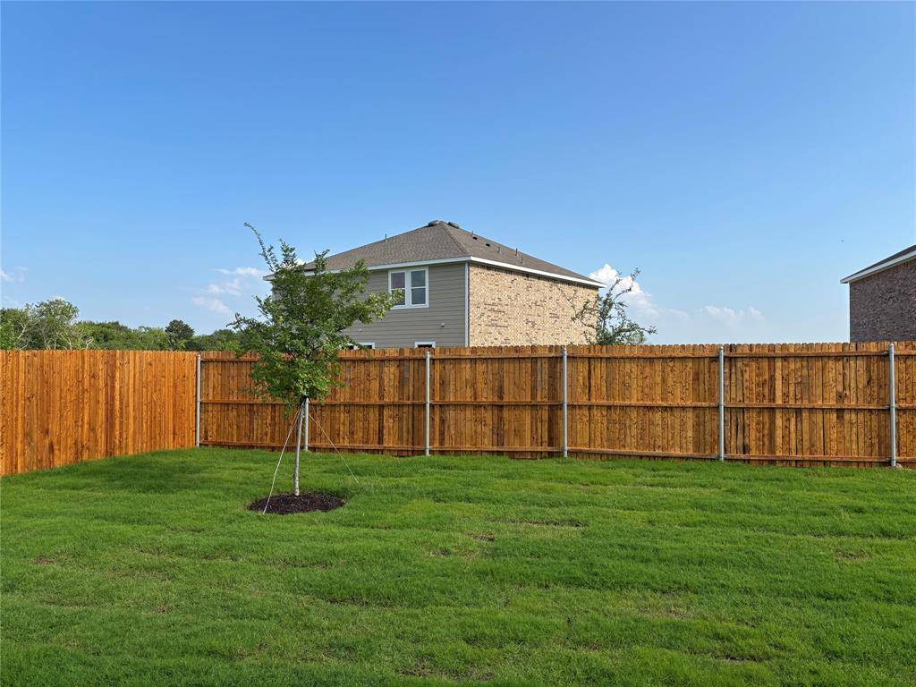 Josephine, TX 75173,805 Lexington