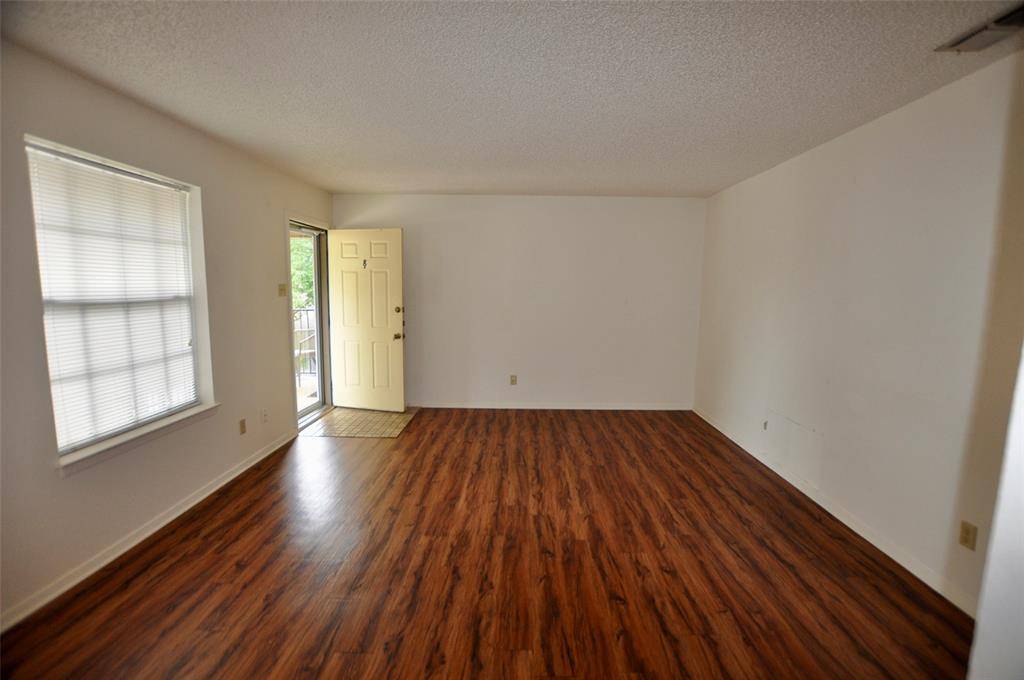 Weatherford, TX 76086,511 W Oak Street #8