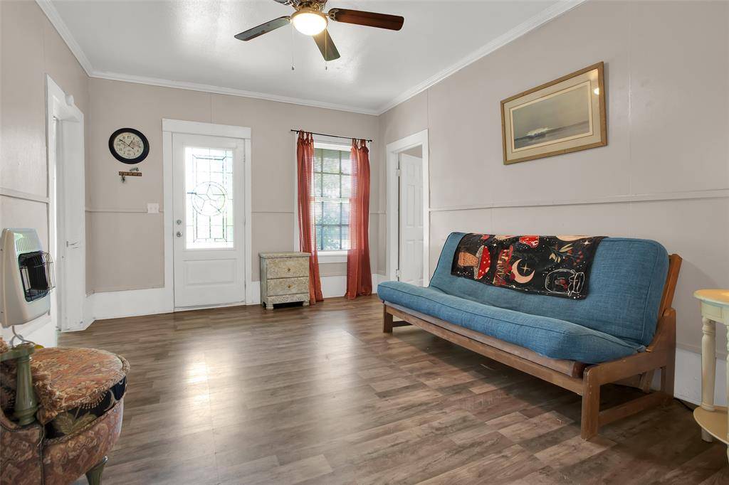 Whitesboro, TX 76273,407 N Jordan Street
