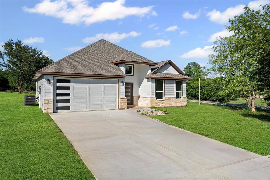 Runaway Bay, TX 76426,502 Balboa Drive E