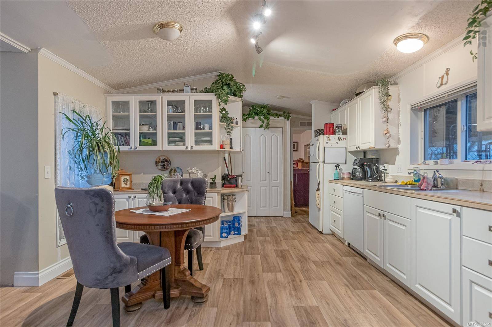 Qualicum Beach, BC V9K 2A6,2450/2440 Whistler Rd W