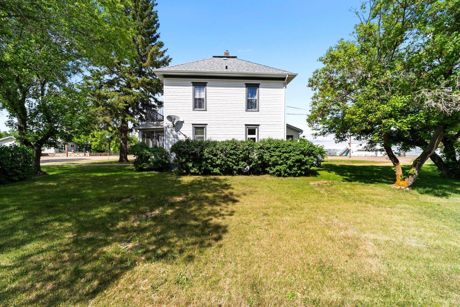 Daysland, AB T0B1A0,5037 48 ST