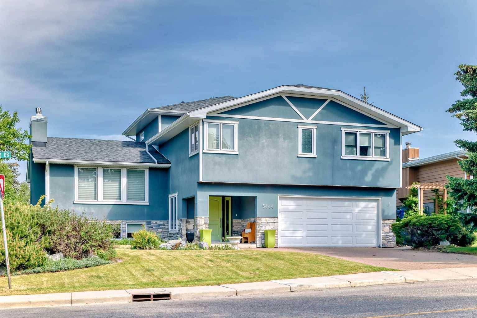 5444 Varsity DR Northwest, Calgary, AB T3B 3A2
