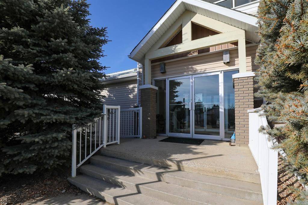 Camrose, AB T4V0N6,5419 49 AVE #403