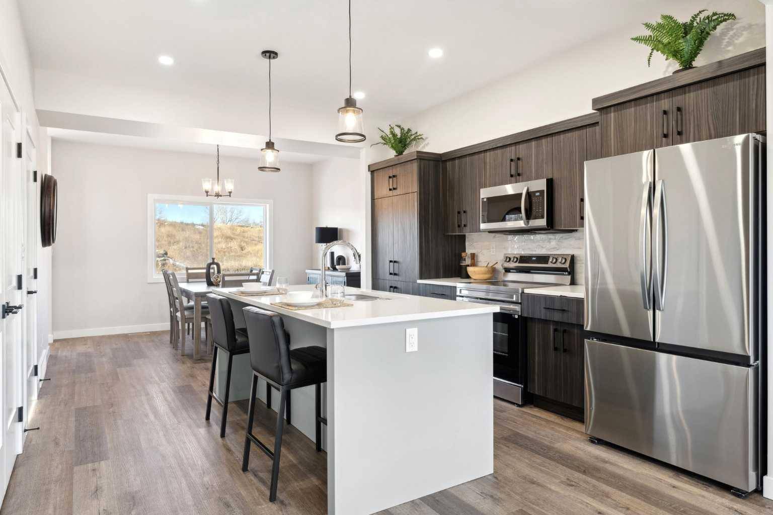 Sylvan Lake, AB T4S 0W4,111 Gray Close