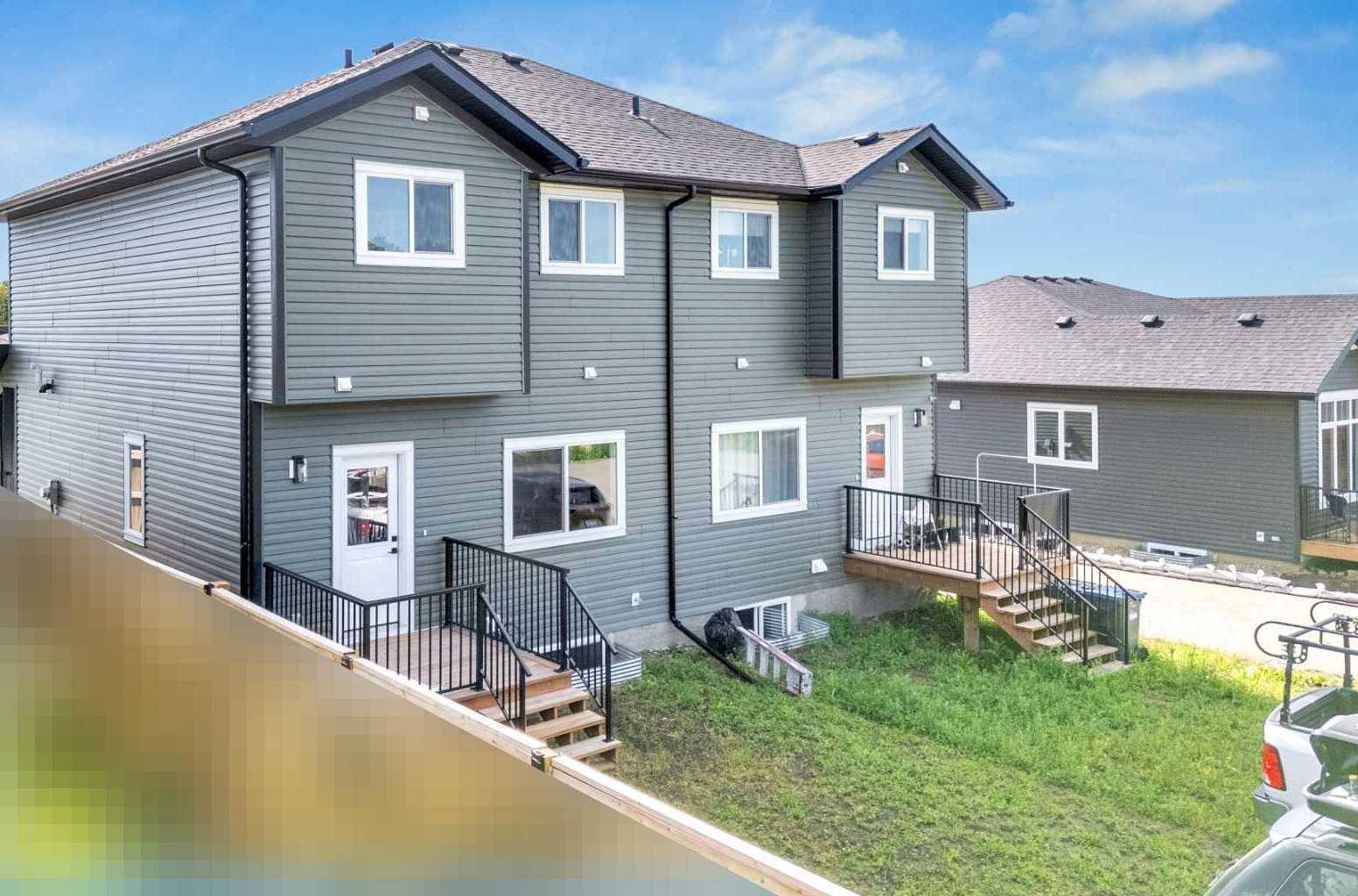 Sylvan Lake, AB T4S 0W4,111 Gray Close