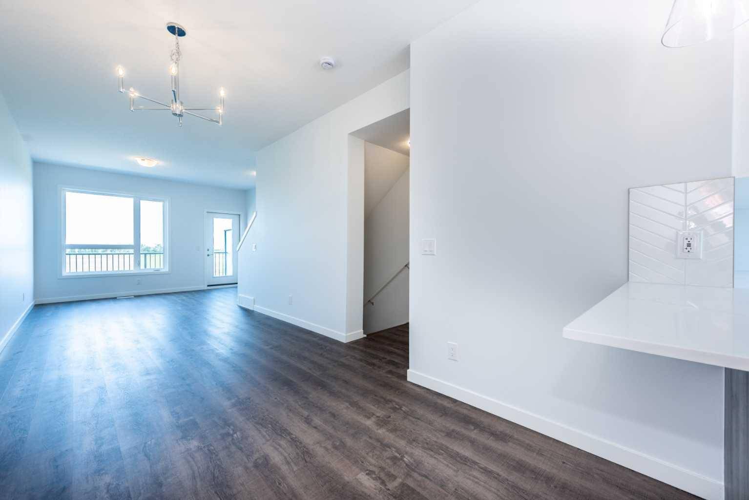Calgary, AB T2X 4A6,850 Belmont DR Southwest #574