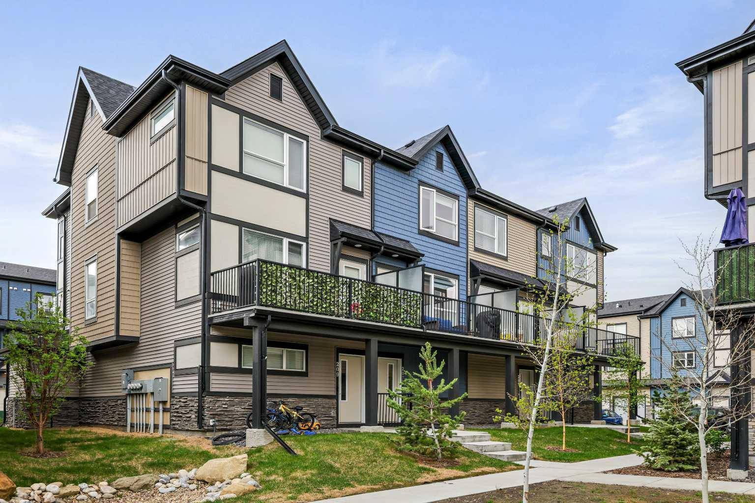 Calgary, AB T2X 4A5,850 Belmont DR SW #207