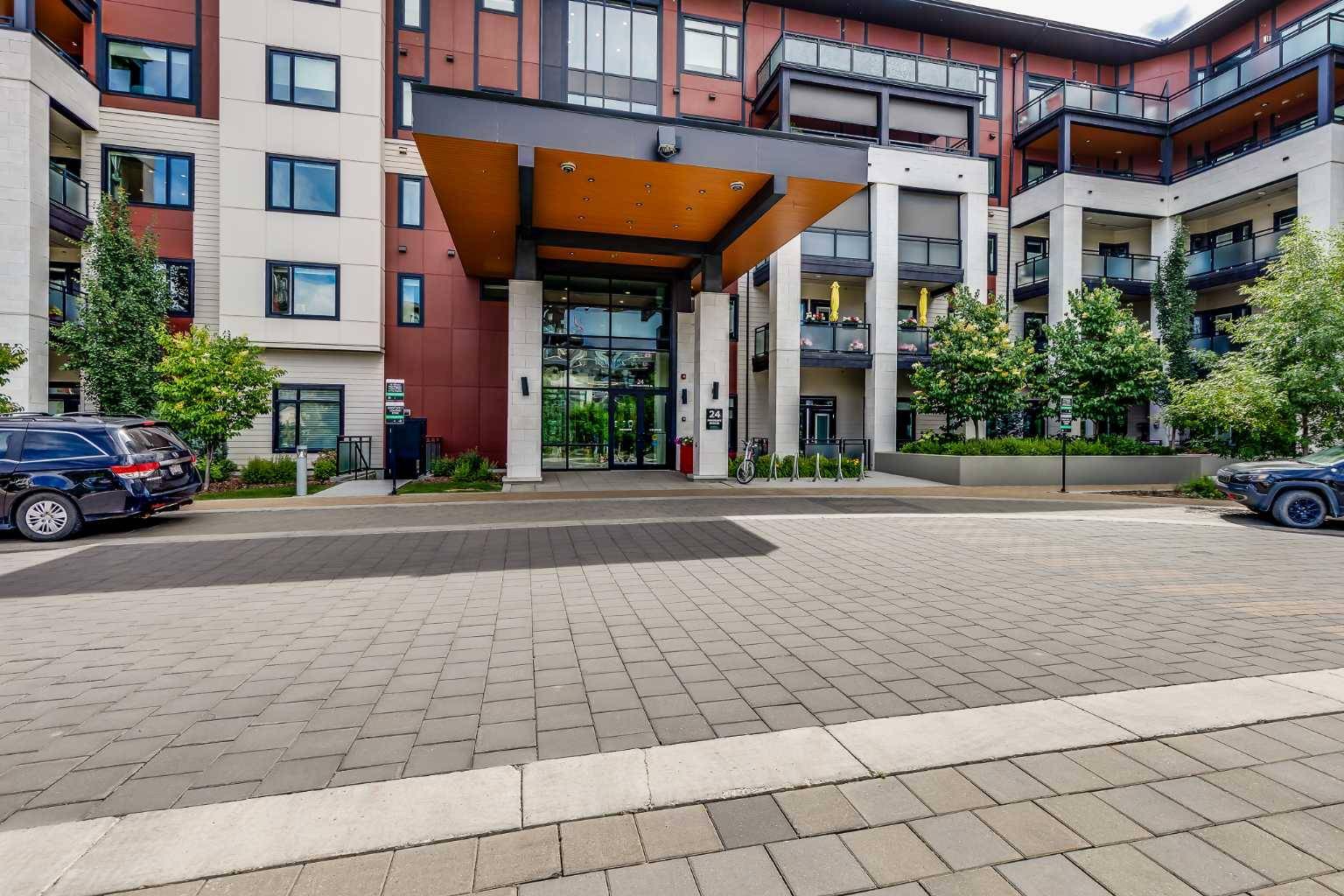 Calgary, AB T3H 3A4,24 Mahogany PATH Southeast #415