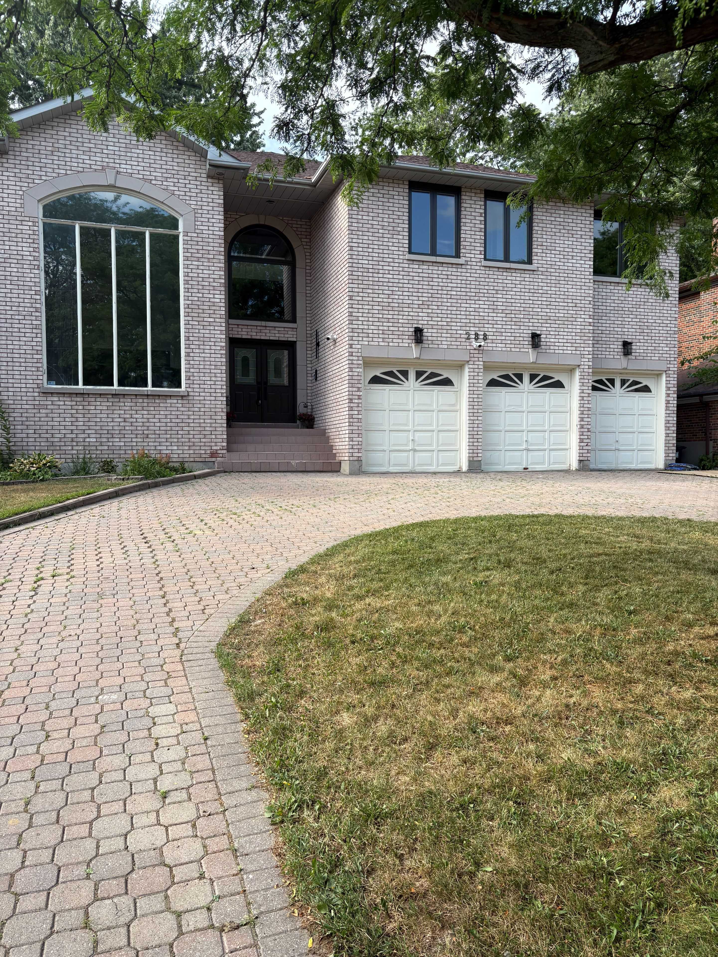 Toronto C14, ON M2N 4J5,288 Dunview AVE #Bsmt
