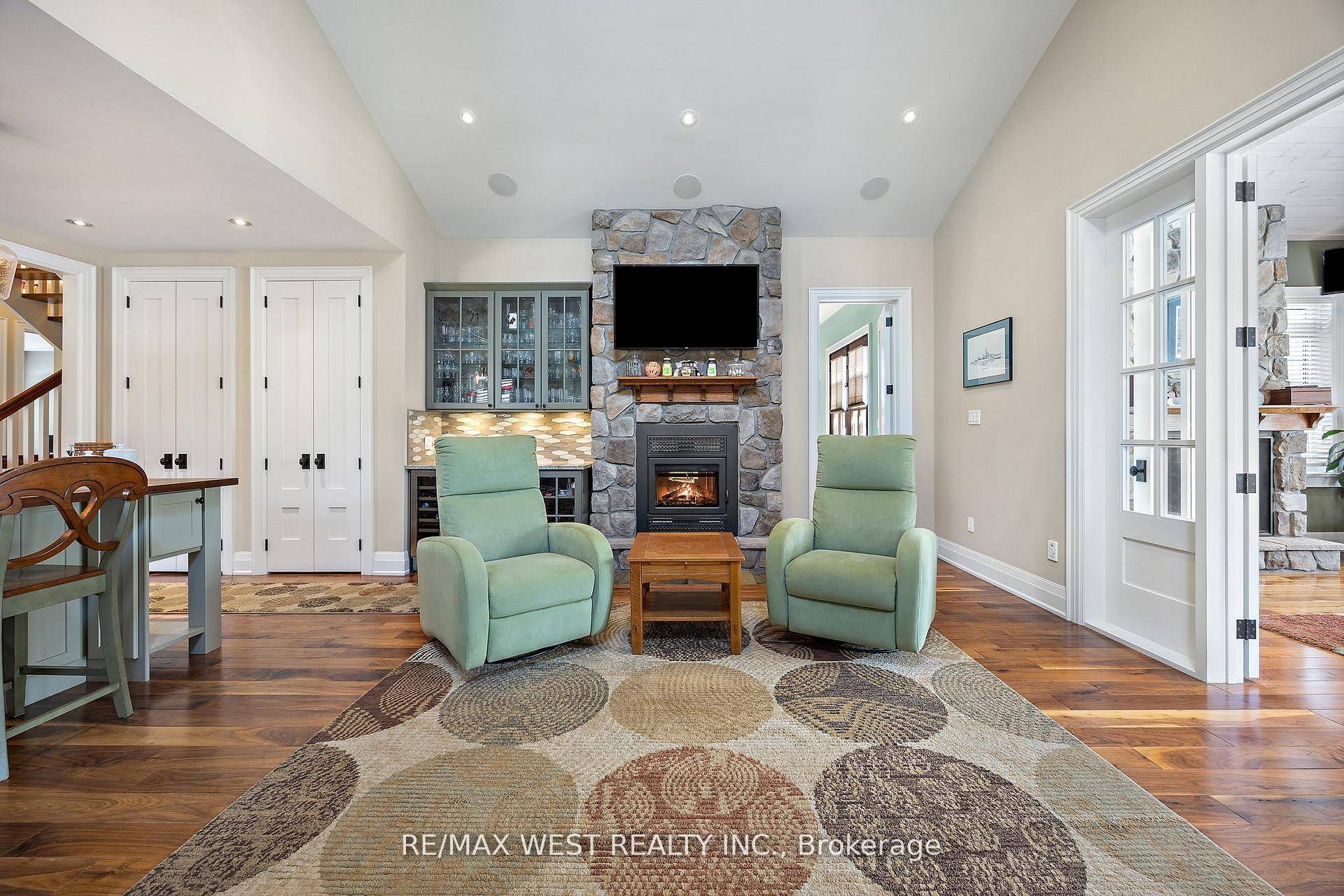 Innisfil, ON L9S 2T2,3967 GUEST RD