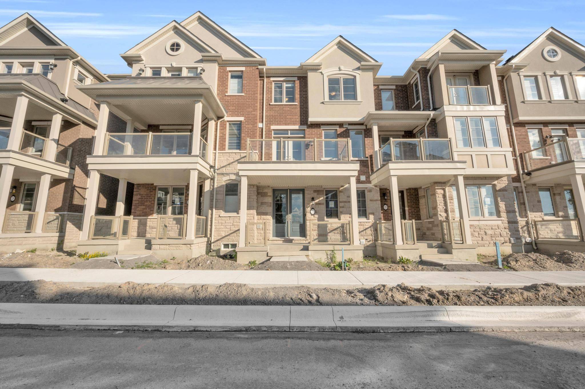 33 Bruce Boyd DR, Markham, ON L6B 1R3