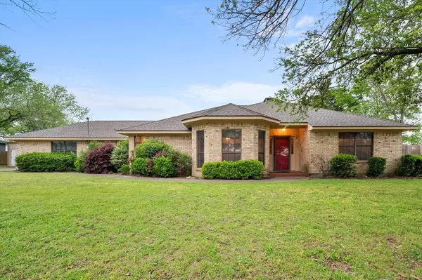 412 E 4th Street, Blooming Grove, TX 76626