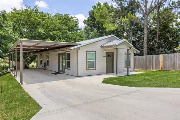 Granbury, TX 76049,1008 Mustang Trail