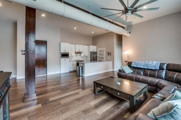 Dallas, TX 75204,2502 Live Oak Street #235