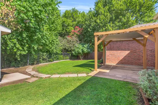 Garland, TX 75043,6113 Silverleaf Lane