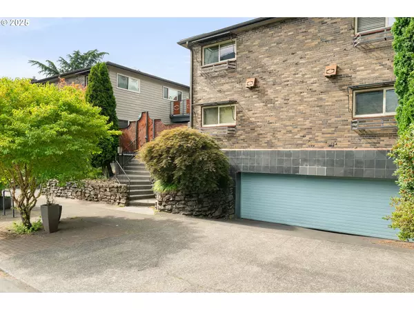 1757 NE CLACKAMAS ST, Portland, OR 97232