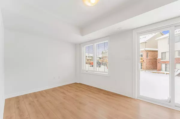 2670 Magdalen PATH, Oshawa, ON L1L 0R6