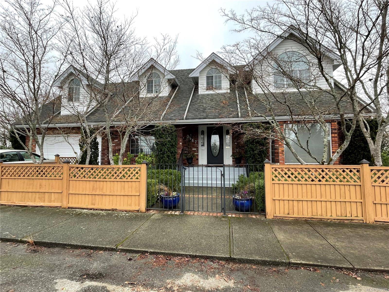 3867 5th Ave, Port Alberni, BC V9Y 4K5