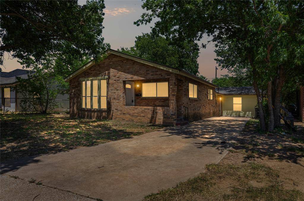 Fort Worth, TX 76106,3118 Ross Avenue