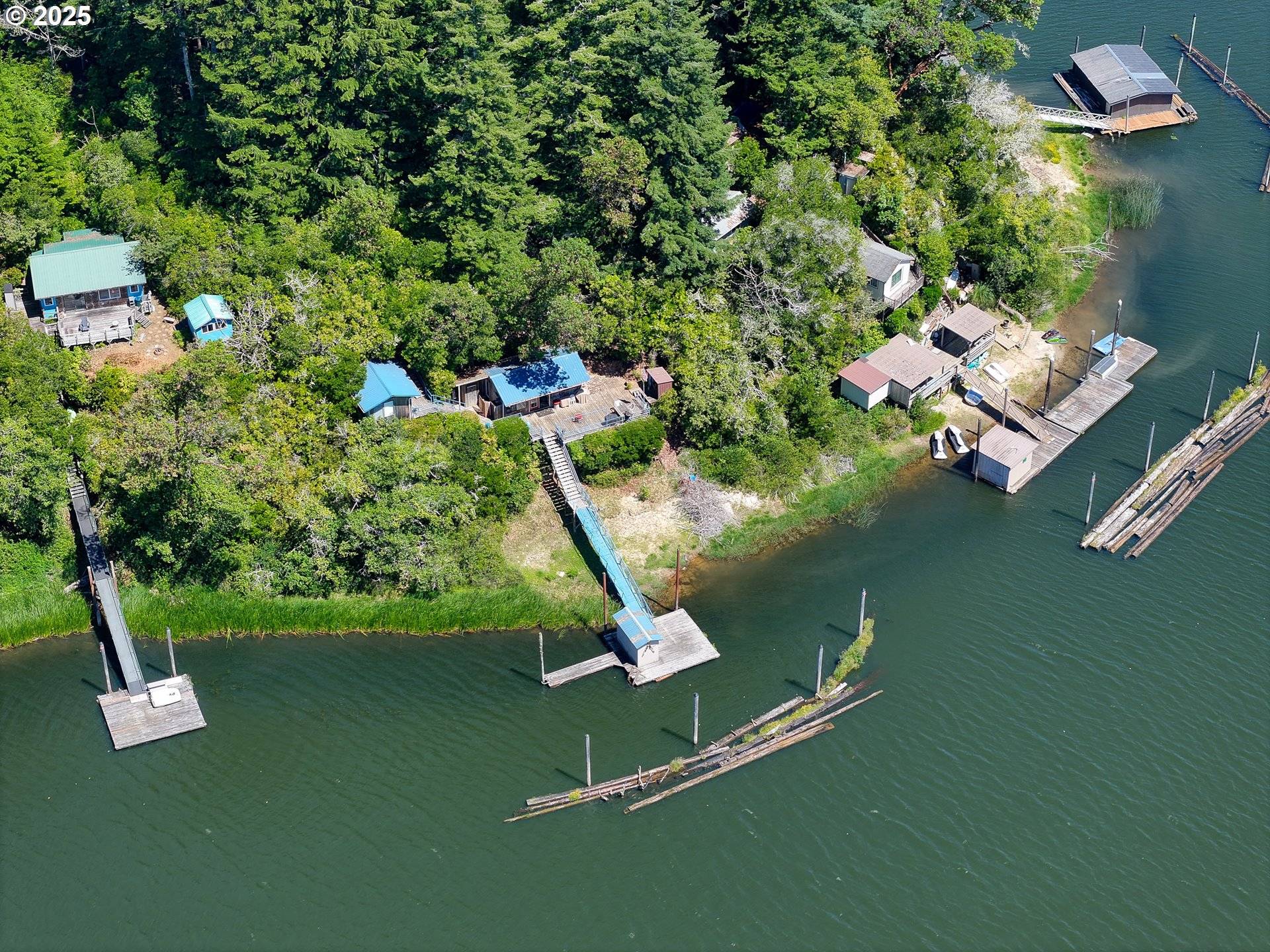 Lakeside, OR 97449,1417 N TENMILE